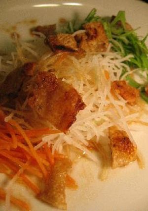 鶏皮のパリパリサラダ-レシピのメイン写真