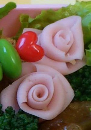 キャラ弁おかず 魚肉で薔薇-レシピのメイン写真