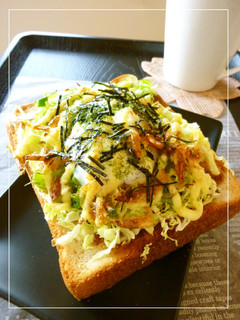 お好み焼き風 巣ごもり卵トースト-レシピのメイン写真