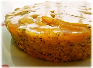 桃缶で黄桃と紅茶のケーキ♪タルトタタン風-レシピのメイン写真