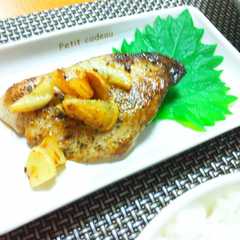 ブリのガーリック焼き-レシピのメイン写真