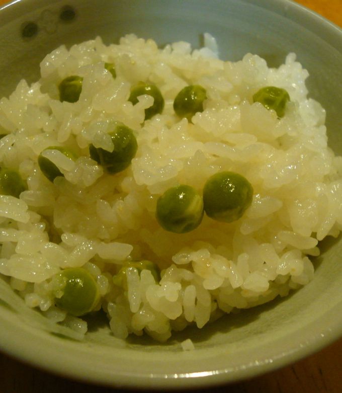 えんどう豆ごはん（炊飯器で炊く） by fufufunoko 【クックパッド