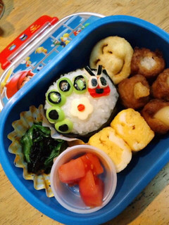 「はらぺこあおむし」簡単キャラ弁♪-レシピのメイン写真