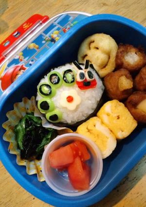 「はらぺこあおむし」簡単キャラ弁♪-レシピのメイン写真