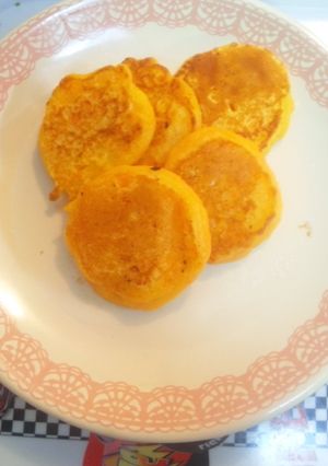 離乳食(後期･手掴み)☆人参パンケーキ-レシピのメイン写真