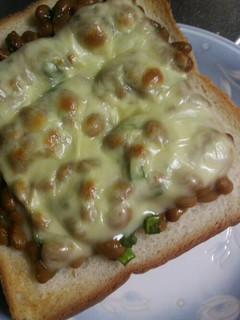 納豆チーズトースト-レシピのメイン写真