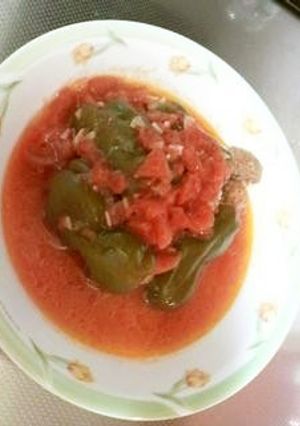 丸ごとピーマンの肉詰め(トマト煮)-レシピのメイン写真