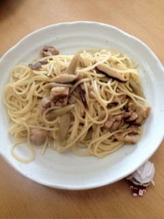 おやじ犬特製 鶏と牛蒡と椎茸の和風パスタ-レシピのメイン写真