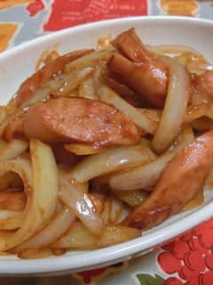 ウインナーと玉ねぎのケチャップ炒め-レシピのメイン写真