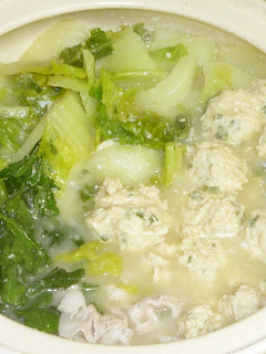 鶏肉だんご☆とりやさいみそ鍋に-レシピのメイン写真