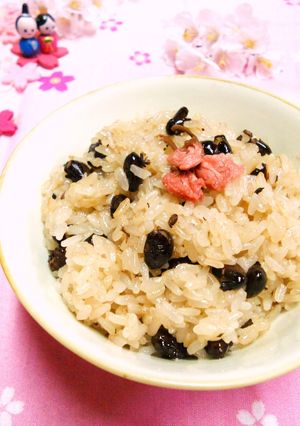 桜が香る❀春のお赤飯-レシピのメイン写真