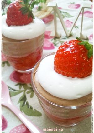 いちごジュレとチョコの２層ムース♡-レシピのメイン写真