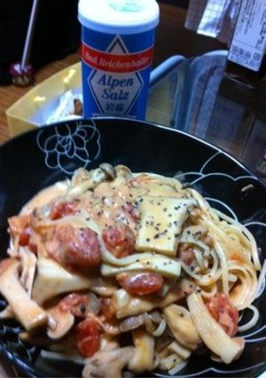きのこのトマトクリームパスタ-レシピのメイン写真