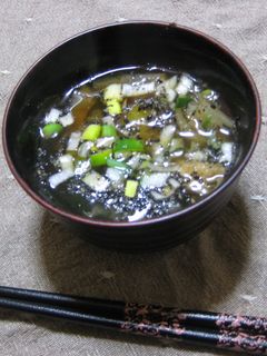 簡単!さつまいもと白菜の味噌汁-レシピのメイン写真