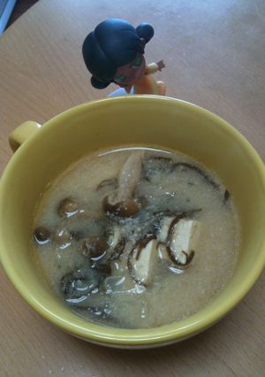 郷土料理風☆もずく酢としめじの粕汁-レシピのメイン写真