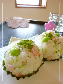 ハム×枝豆×貝割れ 梅ワサビ風味おにぎり-レシピのメイン写真