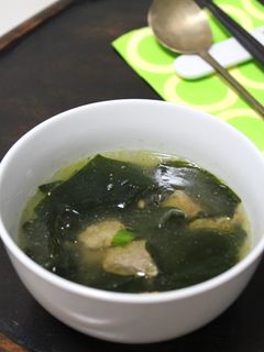 韓国風★牛肉とワカメのスープ-レシピのメイン写真