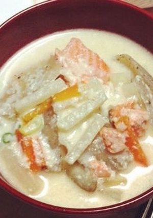 まろやか野菜たっぷり鮭の粕汁-レシピのメイン写真
