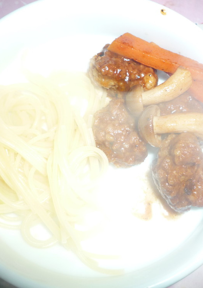 煮込みハンバーグにつけ麺-レシピのメイン写真