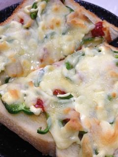 簡単*ピーマントースト-レシピのメイン写真