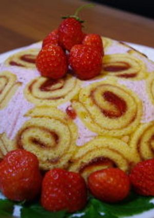 春イチゴたっぷり♪ドーム型苺ムースケーキ-レシピのメイン写真