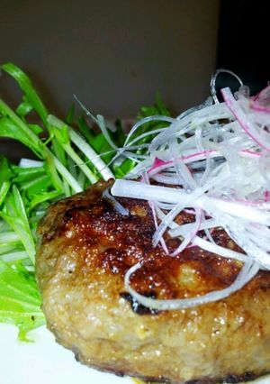 驚く程ﾌｯｸﾗ塩麹&重曹入りハンバーグ-レシピのメイン写真
