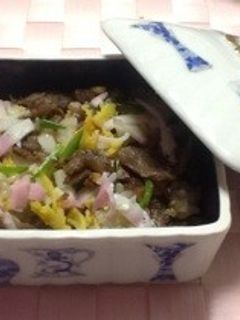 ひな祭りに、肉ちらし寿司を-レシピのメイン写真