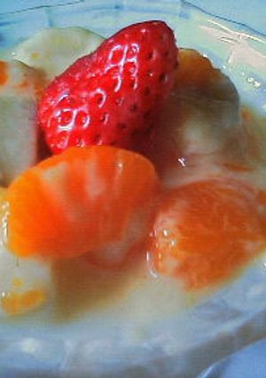 お手軽デザ－ト。。。フル－ツ　クリ－ム　ポンチ-レシピのメイン写真
