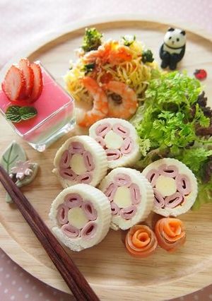 ハム＆チーズのお花巻き-レシピのメイン写真