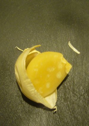 あっと言う間にできちゃうニンニクの皮むき-レシピのメイン写真