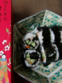 塩麹胡瓜・人参で、ひな祭りののりまきを-レシピのメイン写真