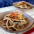 もやしのラー油ゴマ味噌炒め