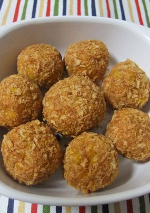 手づかみ離乳食＊揚げないかぼちゃコロッケ-レシピのメイン写真
