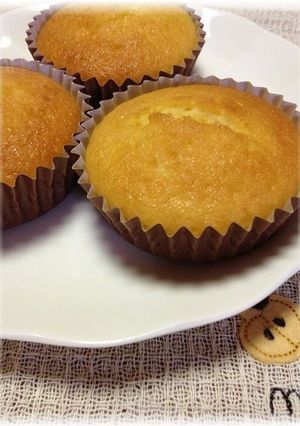 メープル風味の簡単しっとりマドレーヌ-レシピのメイン写真