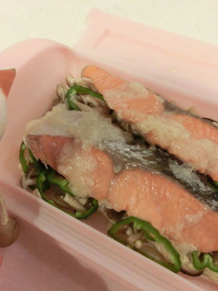 鮭ときのこの塩麹蒸し-レシピのメイン写真