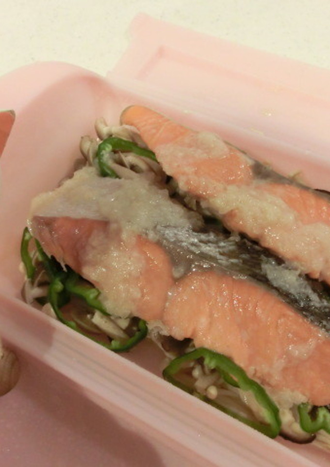 鮭ときのこの塩麹蒸し-レシピのメイン写真