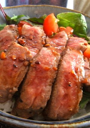 ステーキ丼-レシピのメイン写真