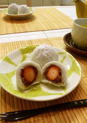 レンジでやわらか♡イチゴ大福-レシピのメイン写真