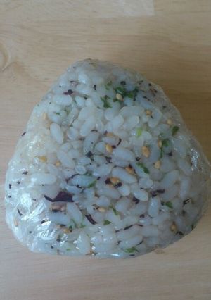 ゆかりと青のりのおにぎり-レシピのメイン写真