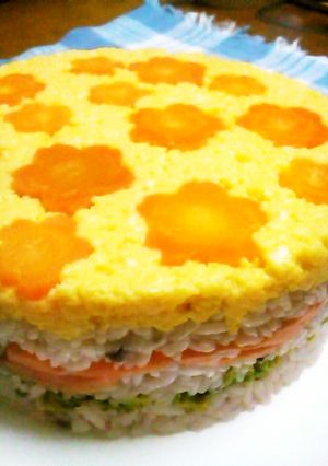 雑穀米で♪イベントの日にお寿司のケーキ-レシピのメイン写真
