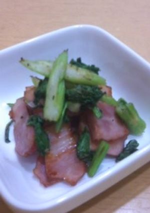 セロリとベーコンのクレイジーソルト炒め-レシピのメイン写真
