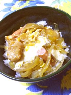 ウインナーと麩の卵とじどん-レシピのメイン写真