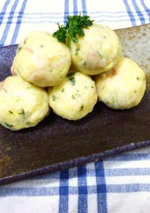 お弁当にお花見に。　ポテトボール♪-レシピのメイン写真