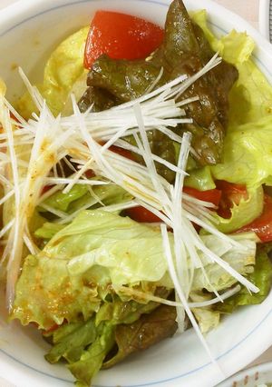 ☆レタストマトのサラダ・ごまドレ付き☆-レシピのメイン写真