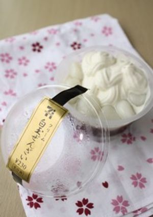 セブンイレブンのクリーム白玉ぜんざい-レシピのメイン写真