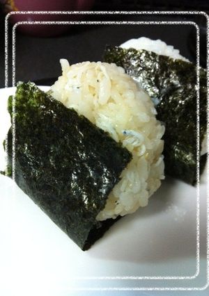 しらすおにぎり-レシピのメイン写真