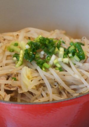 ルクルーゼマジック♫豚肉と蒸し野菜-レシピのメイン写真