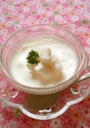 卵白救済☆ふわふわメレンゲでバニラムース-レシピのメイン写真