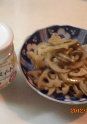 レンコンとしめじのヘルシーきんぴら-レシピのメイン写真