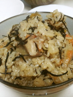 ひじきいっぱい炊き込みご飯-レシピのメイン写真